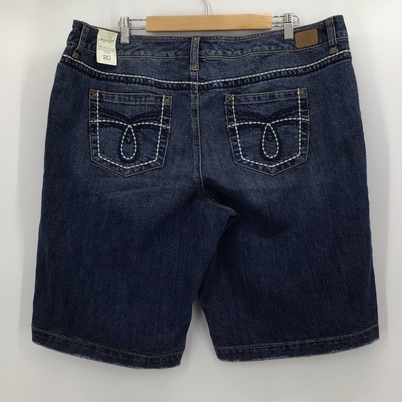 American Rag Bermuda Blue Jean Shorts Size 20 New With Tag - Picture 4 of 9
